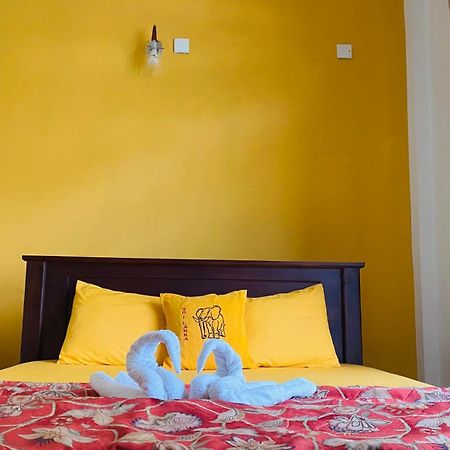 New Nethmi Villa Канди Экстерьер фото
